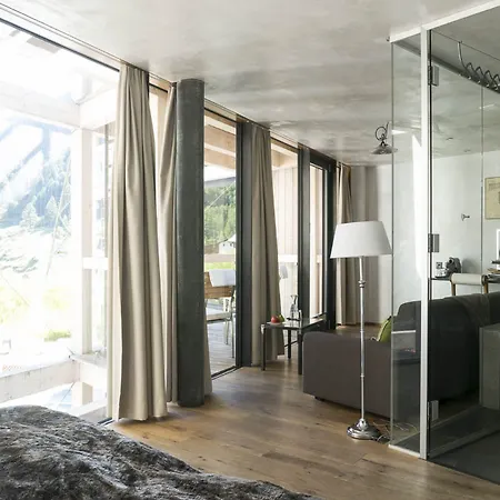 酒店 Matterhorn Focus Design 4*